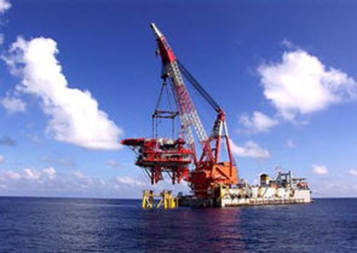點擊查看詳細信息<br>標題：Oil 閱讀次數(shù)：2311