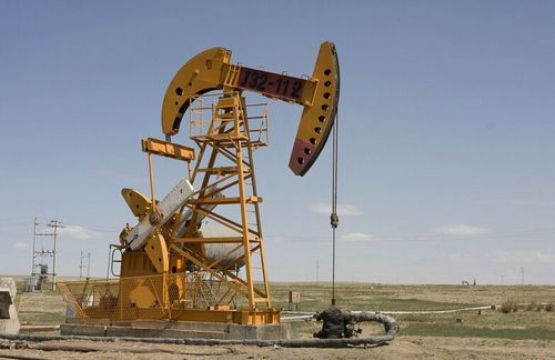 點擊查看詳細信息<br>標題：Oil 閱讀次數(shù)：2300
